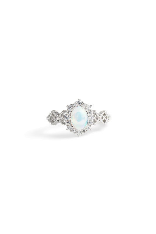 Lumière Opal Ring
